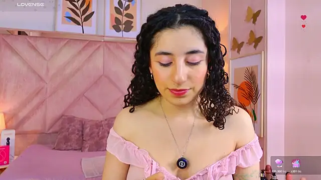 DemiJones_ webcam