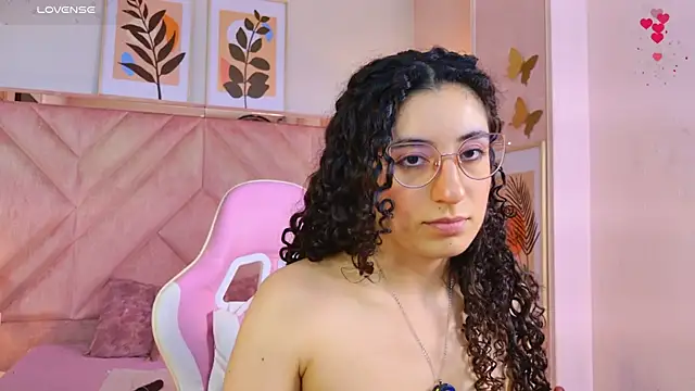 DemiJones_ live cam on StripChat