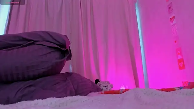 Eva_Harper webcam