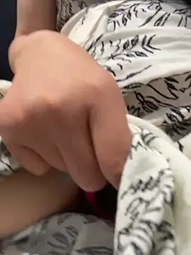 xiaochengzi505 live cam on StripChat