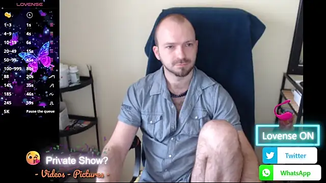 RealManHaveHairy webcam