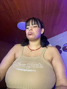 Isabella_boobd webcam
