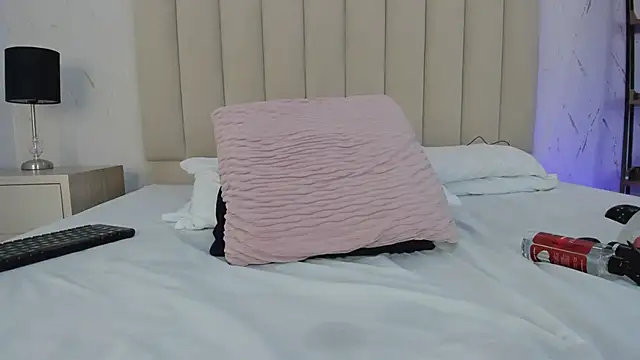 LilithHarperr_ webcam
