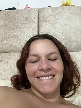 miacarrot webcam
