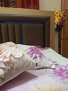Tanha18 live cam on StripChat