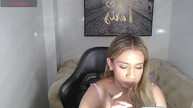 Evy_Luxx_v webcam