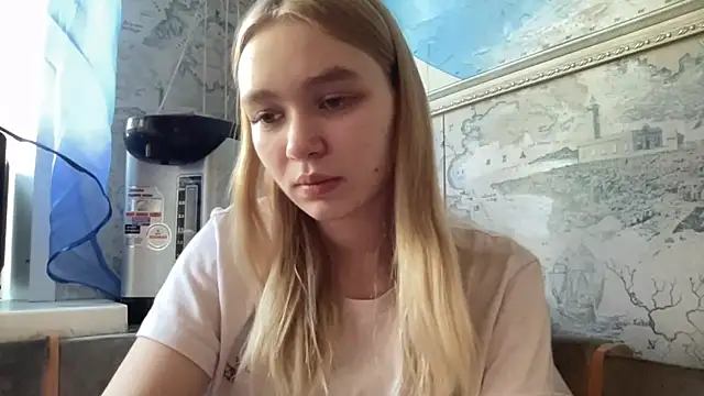 Leifuture live cam on StripChat