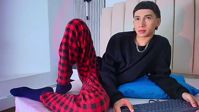 lian_cameron webcam