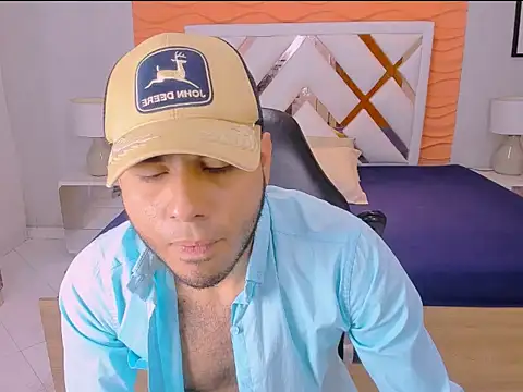 Paul_Douglas webcam
