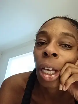 Jasmine_FullsShine webcam