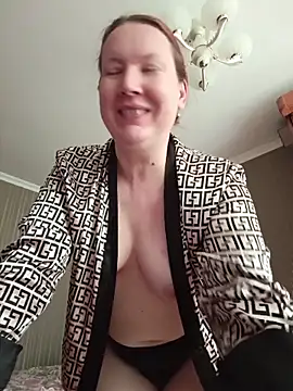 GoddessLara webcam