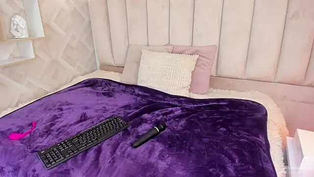 Anniie_Queen webcam