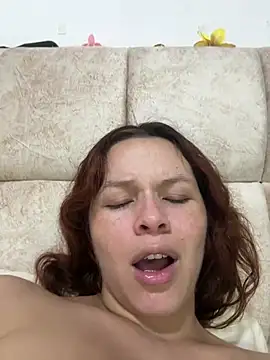 miacarrot webcam