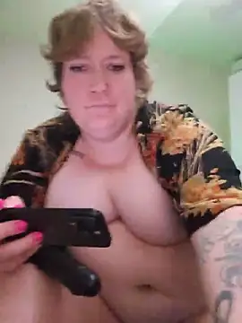 MillfBBWMommy webcam
