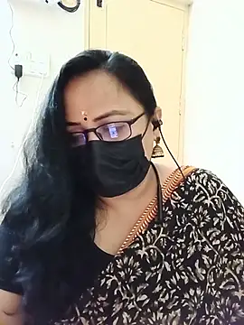 monisha_cam webcam
