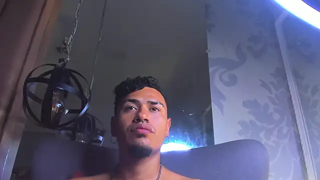 AlexandriuWolf webcam