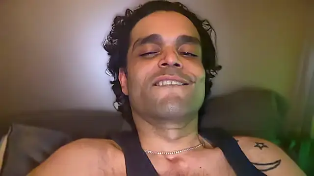 KungFuPanda001 live cam on StripChat