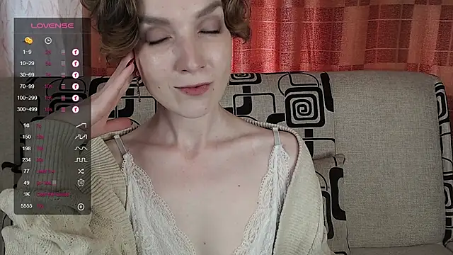TinaWince webcam