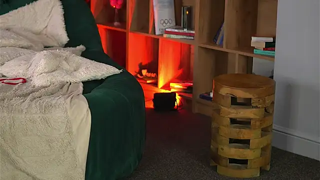 KellyMathews webcam