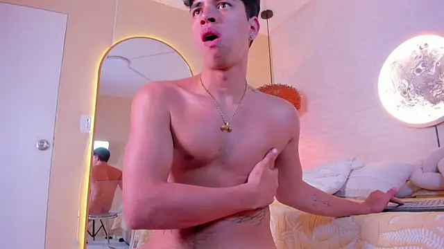 Benjamin_More live cam on StripChat