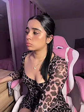 Emily-14 webcam