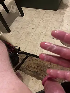 Thickirishcock850 live cam on StripChat