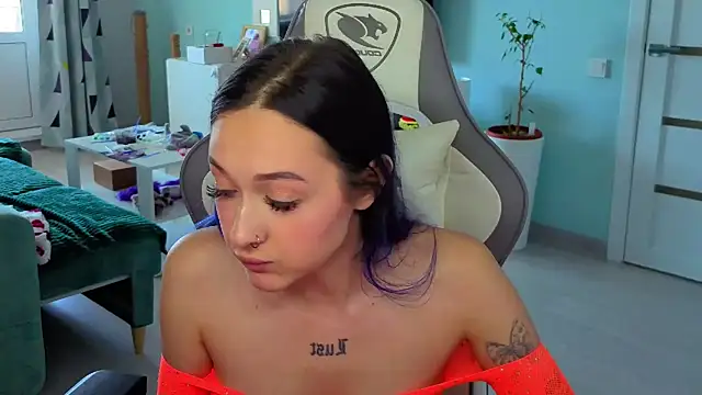 Im_suka live cam on StripChat