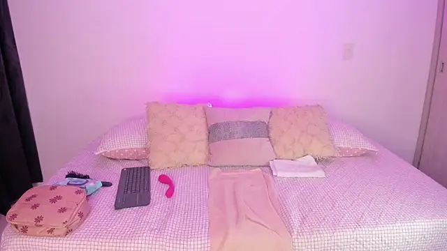 valeriekhaleesi webcam