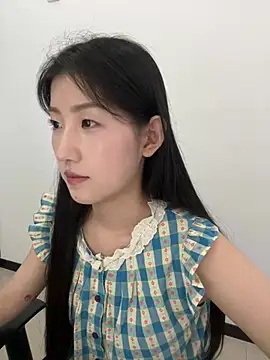 Mina_168 webcam
