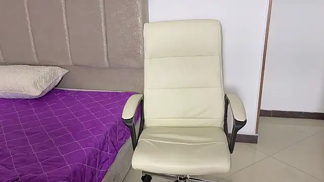 zoemoon1_ webcam