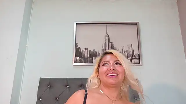 IvonnyBon_gh webcam