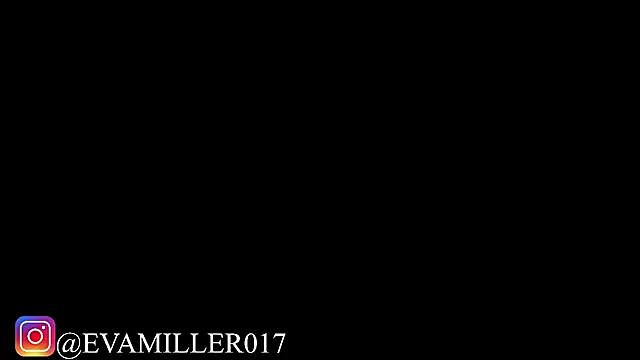 eva_miller7 live cam on StripChat