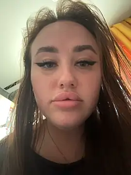 kirasunshine (F young) - suck a dildo