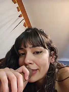 leoynicky98 (G young) - Open ass in 4 + oil 🍑 💦