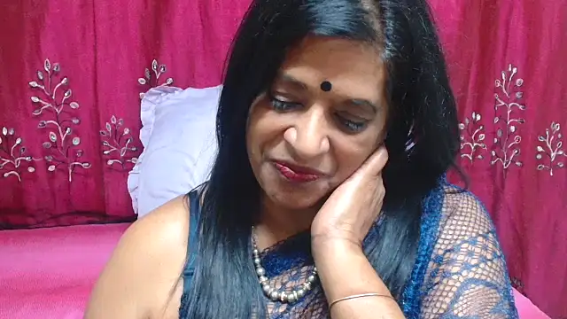 INDIANFUSION live cam on StripChat