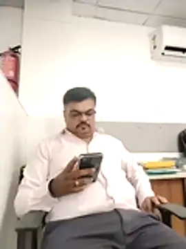 Desi_Lodo_Gujju_Boy webcam