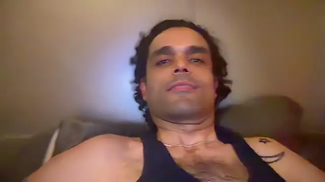 KungFuPanda001 live cam on StripChat