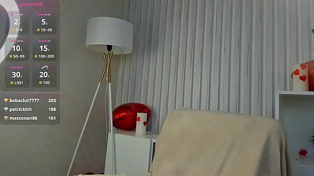 Kelly_Powell live cam on StripChat
