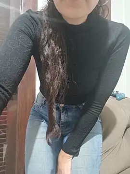 Lupita_sol live cam on StripChat
