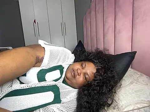 MissLola27