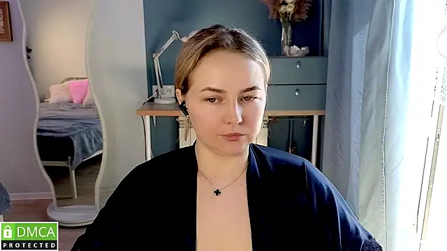 Mira_Mermayd webcam