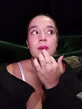 isabella_ferrer99 - Female Stripchat model