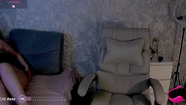 EvaRelusionJ live cam on StripChat