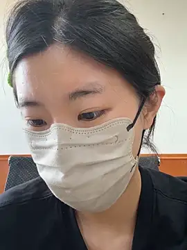 Lulu125216 live cam on StripChat