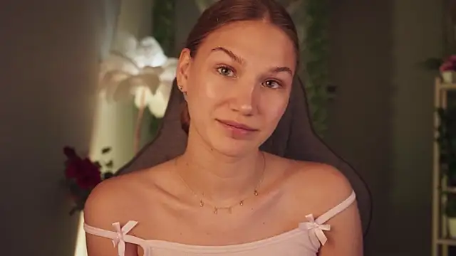 Sweet_Emilya webcam