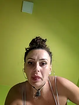 Caramellaa webcam