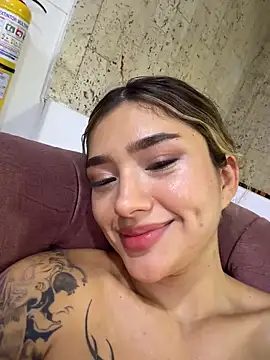 arianavillada (F young) - All naked, oil body 🥵