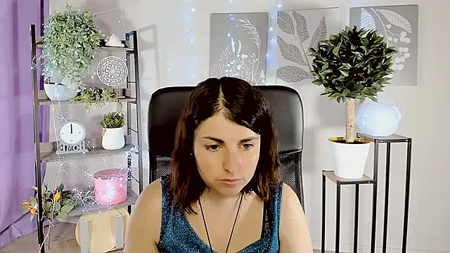 MartaEdams webcam