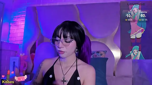 NaniiSisy webcam