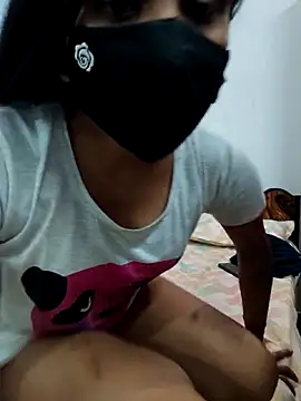 Your___Riya webcam